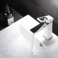 Venta caliente grifos de baño blanco con enchapado